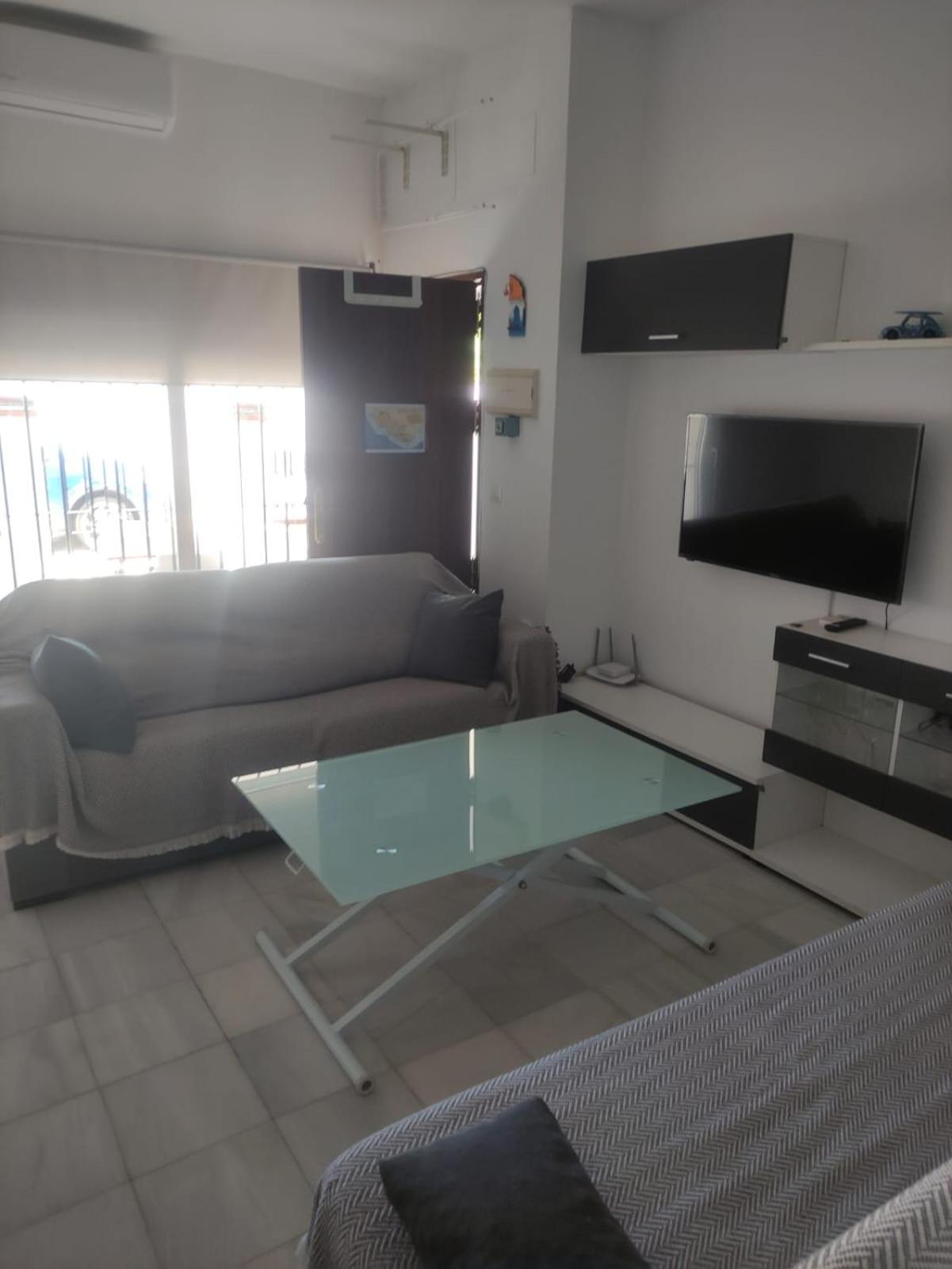 Apartamento En Planta Baja Con Vistar Al Mar コニル・デ・ラ・フロンテラ エクステリア 写真